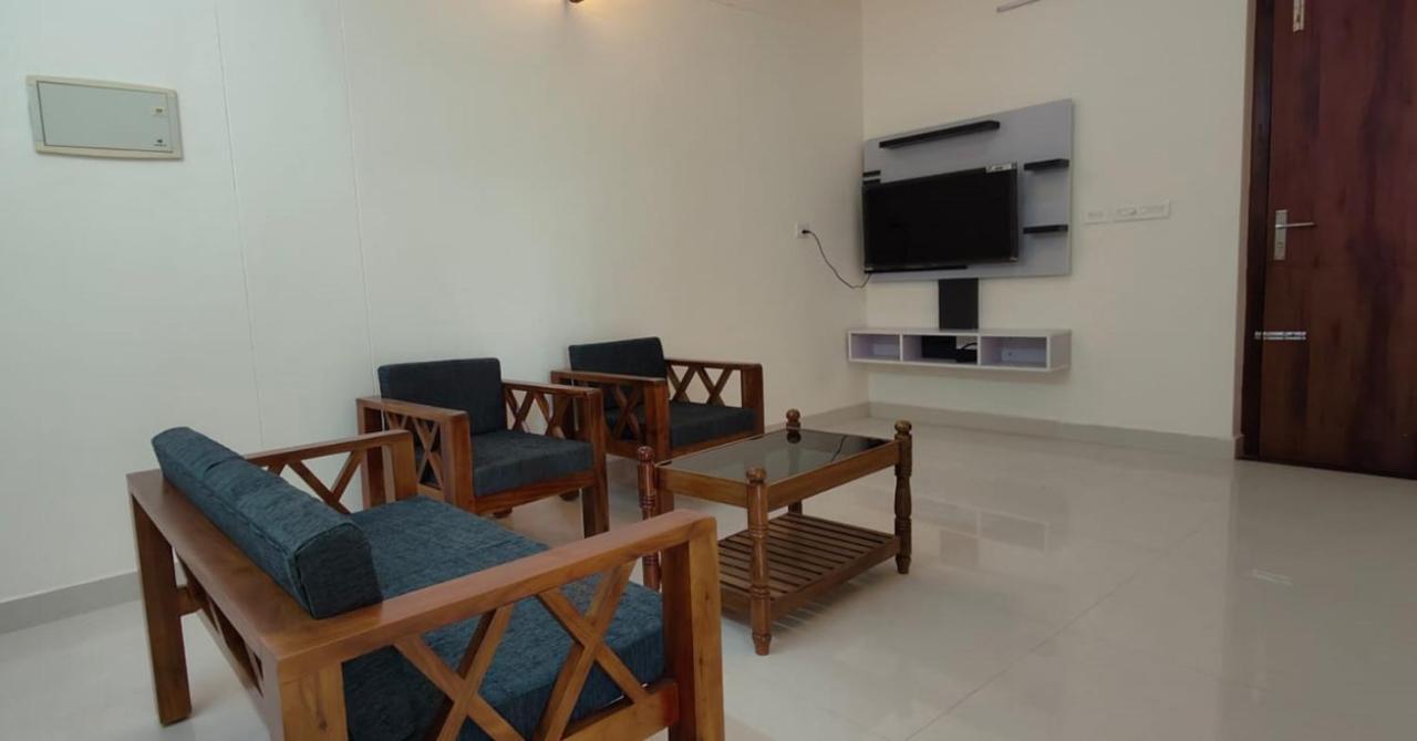 Hobiz Serviced Apartments Chalakuzhy Nr Medical College Trivandrum Thiruvananthapuram Kültér fotó
