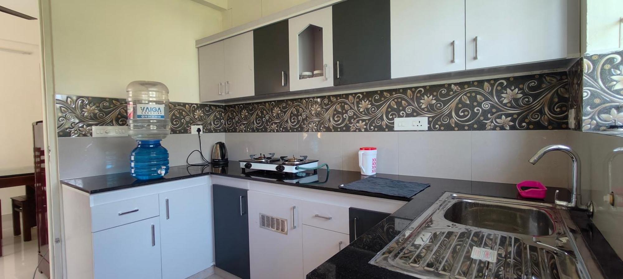 Hobiz Serviced Apartments Chalakuzhy Nr Medical College Trivandrum Thiruvananthapuram Kültér fotó
